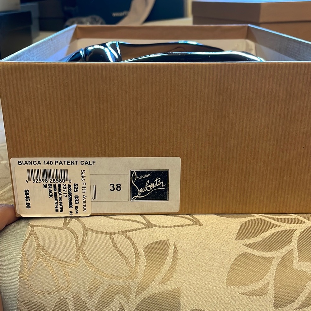 Black patent Christian louboutin Bianca size 38